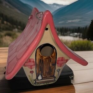 8.5" Komen Wren Birdhouse Large 2009 The Jon Carloftis Collection Cottagecore